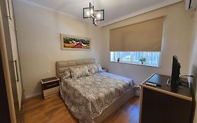 Center Of Tirana Enes'S Apartments